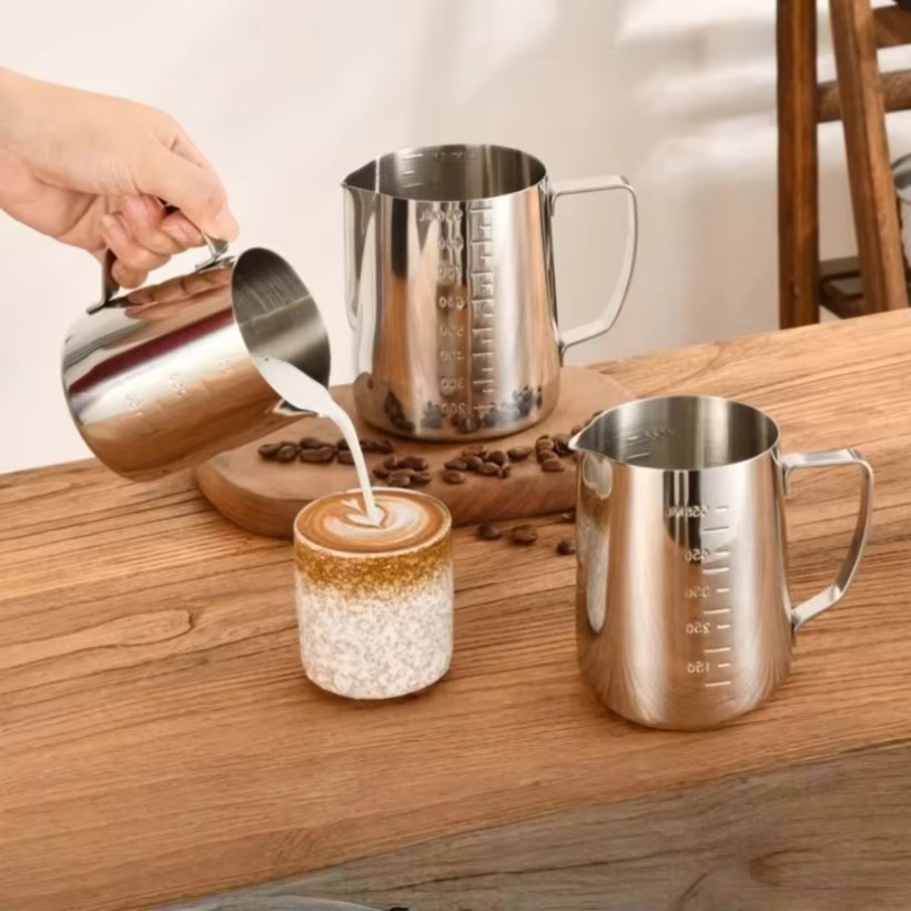 Jarra de acero inoxidable de 3 - Barista Milk Jug reseña y precio