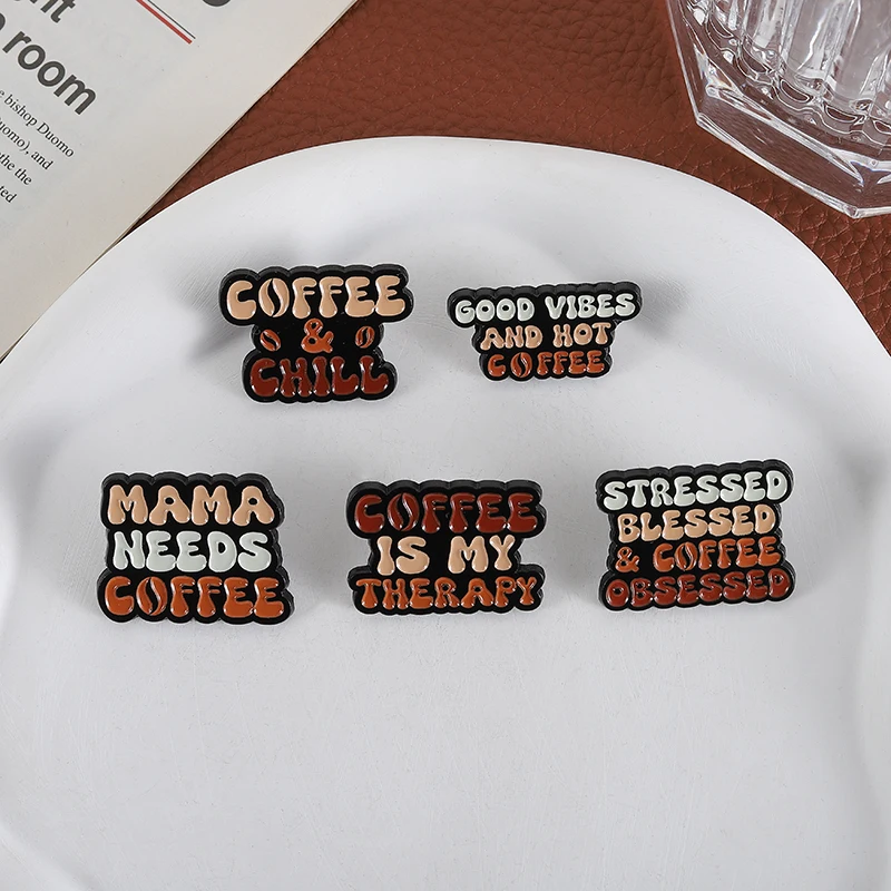 Alfileres esmaltados con citas - Coffee Tea Name reseña y precio