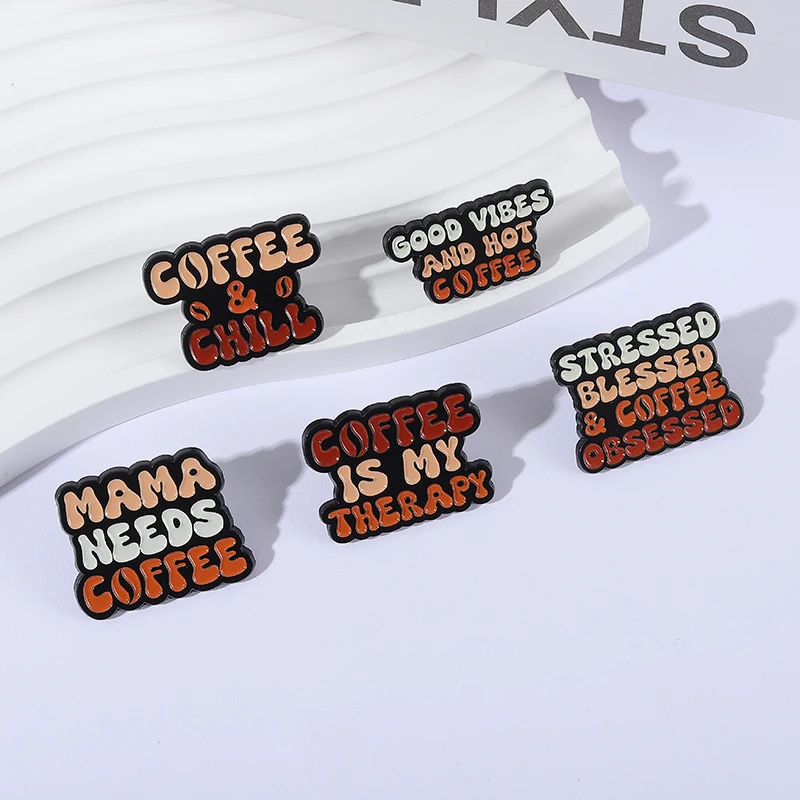 Alfileres esmaltados con citas - Coffee Tea Name reseña y precio